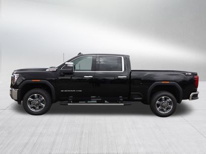 New 2025 GMC Sierra 2500 SLT w/ SLT Premium Package
