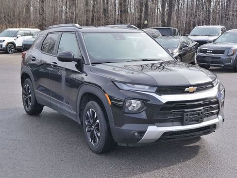 Used 2023 Chevrolet TrailBlazer LT AWD/4WD image 7