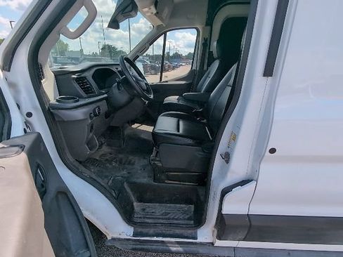 Used 2023 Ford Transit 250 Medium Roof AWD w/ Load Area Protection Package image 11