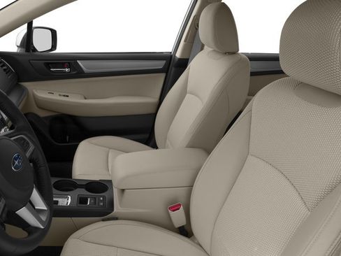 Used 2016 Subaru Outback 2.5i Premium image 12