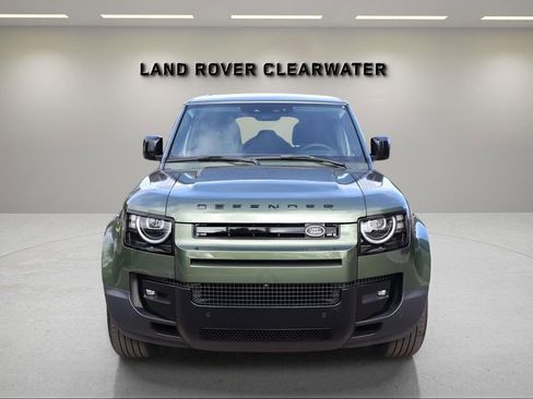 New 2026 Land Rover Defender 110 S image 8
