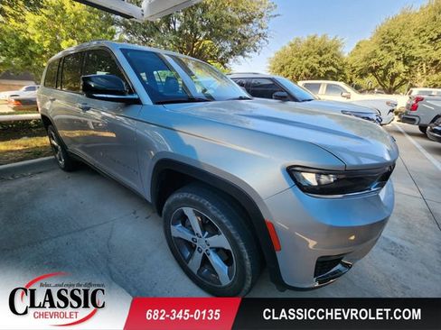 Used 2021 Jeep Grand Cherokee L Limited AWD/4WD image 1
