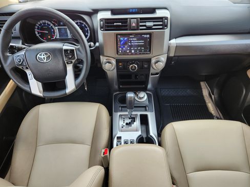 Used 2017 Toyota 4Runner SR5 Premium AWD/4WD image 12