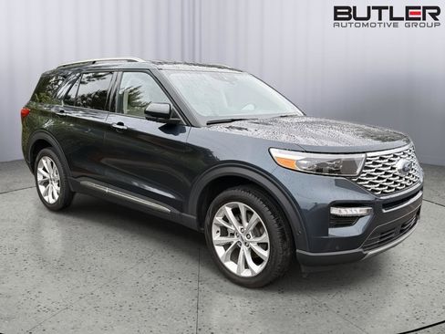 Certified 2023 Ford Explorer Platinum w/ Technology Package AWD/4WD image 7