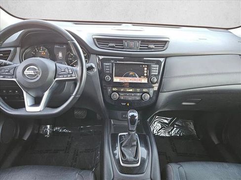 Used 2018 Nissan Rogue SL image 21