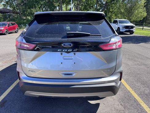 Used 2022 Ford Edge SEL w/ Convenience Package AWD/4WD image 5
