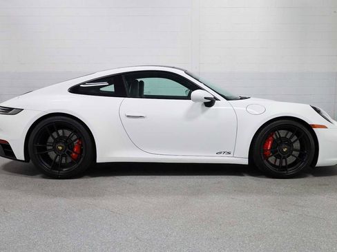Certified 2022 Porsche 911 Carrera GTS image 10