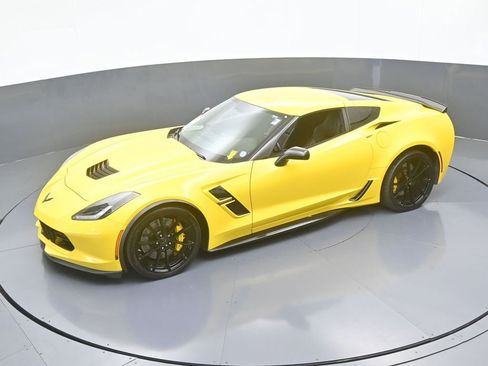 Used 2019 Chevrolet Corvette Grand Sport w/ Carbon Flash Badge Package image 35