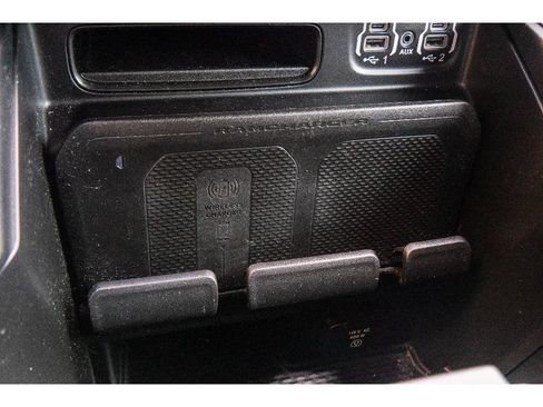 Used 2024 RAM 1500 Laramie AWD/4WD image 27