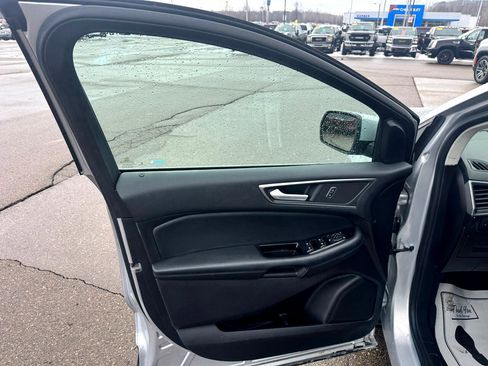 Used 2017 Ford Edge SEL w/ Equipment Group 201A image 15
