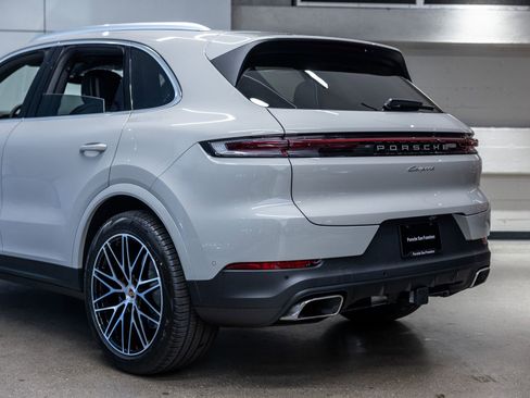 New 2026 Porsche Cayenne image 27
