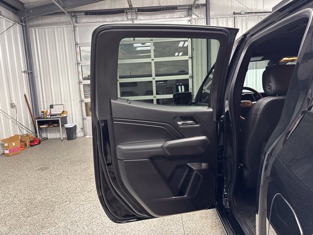 Used 2024 GMC Canyon Elevation w/ Elevation Premium Package AWD/4WD image 16