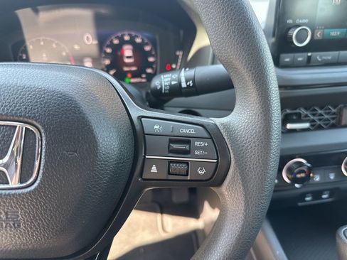 Certified 2025 Honda Accord SE image 31