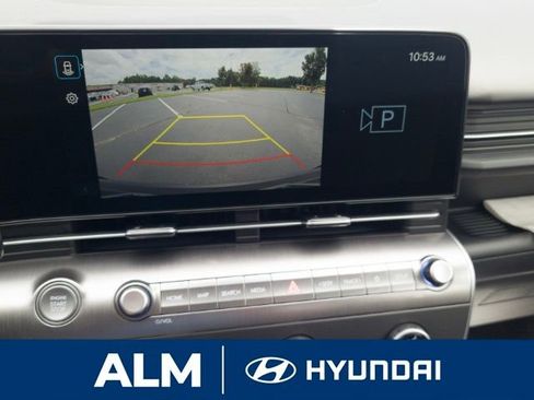 New 2026 Hyundai Venue SE image 19