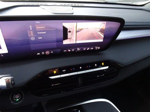 Used 2025 Buick Enclave Preferred image 18