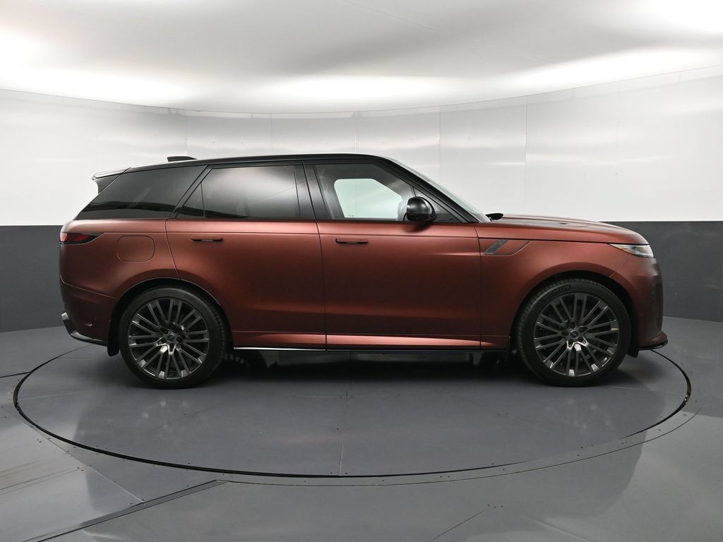 Used 2025 Land Rover Range Rover Sport SV Edition Two AWD/4WD image 9