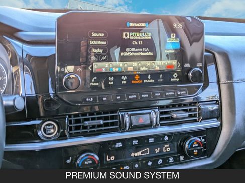 Used 2022 Nissan Pathfinder SL w/ SL Premium Package image 20