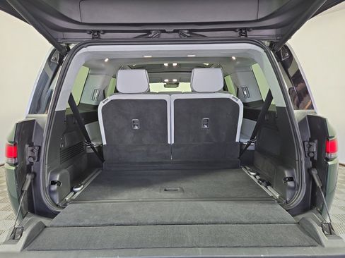Used 2024 Rivian R1S Adventure AWD/4WD image 15