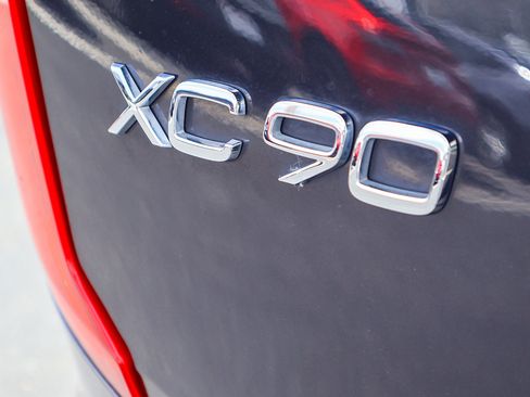 Used 2023 Volvo XC90 B6 Ultimate AWD/4WD image 30