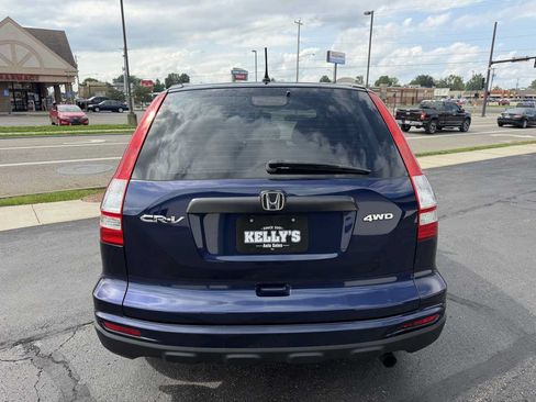 Used 2011 Honda CR-V LX image 4