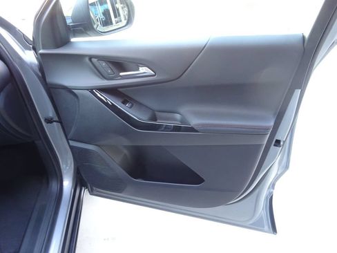 Certified 2025 Chevrolet Equinox RS FWD image 29
