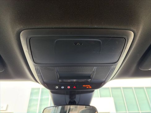 Used 2025 GMC Acadia Elevation image 26