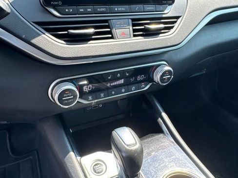 Used 2020 Nissan Altima 2.5 SV AWD/4WD image 25