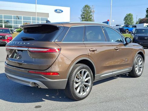 Used 2022 Lincoln Corsair AWD w/ Premium Package image 6