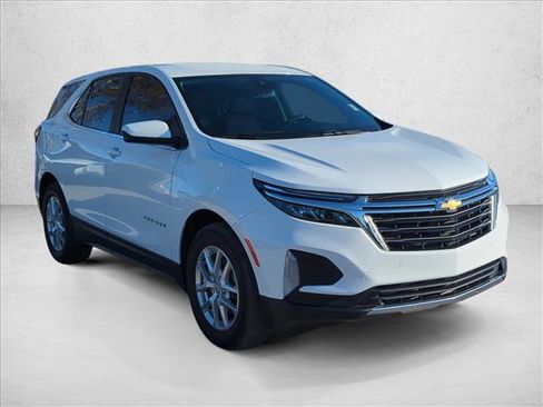 Used 2022 Chevrolet Equinox LT FWD image 3