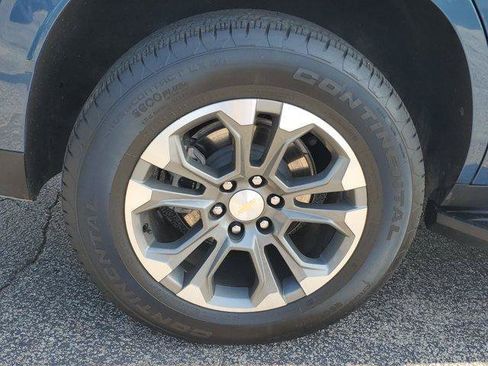 Used 2025 Chevrolet Tahoe LT w/ Comfort Package AWD/4WD image 5