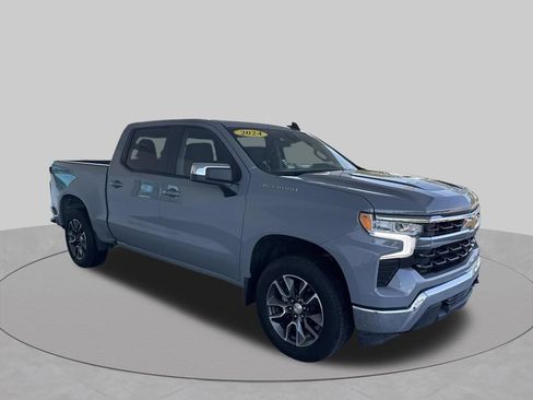 Used 2024 Chevrolet Silverado 1500 LT AWD/4WD image 13