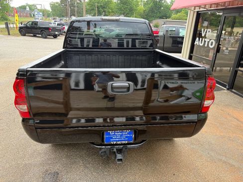 Used 2006 Chevrolet Silverado 1500 LT w/ Light Duty Power Package RWD image 5