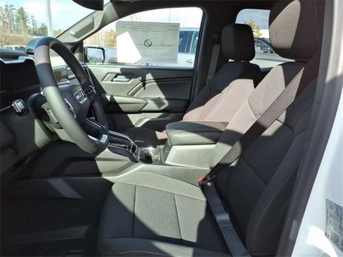 New 2026 GMC Canyon Elevation image 9