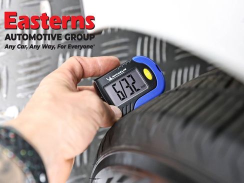 Used 2025 Toyota Camry LE image 28