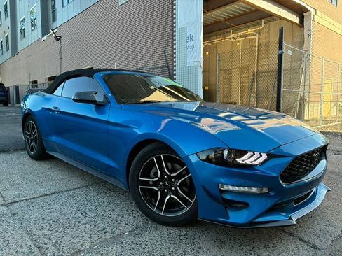 Used 2021 Ford Mustang Premium RWD image 3