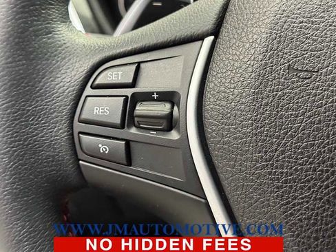 Used 2017 BMW 330i xDrive Sedan AWD/4WD image 38