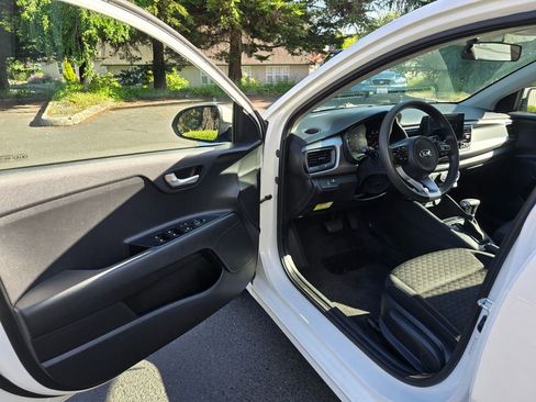 Used 2021 Kia Rio S FWD image 7
