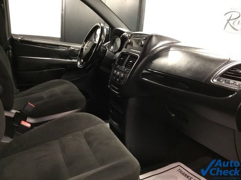 Used 2015 Dodge Grand Caravan SE FWD image 35