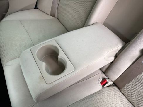 Used 2015 Nissan Altima 2.5 SV w/ Convenience Package image 30