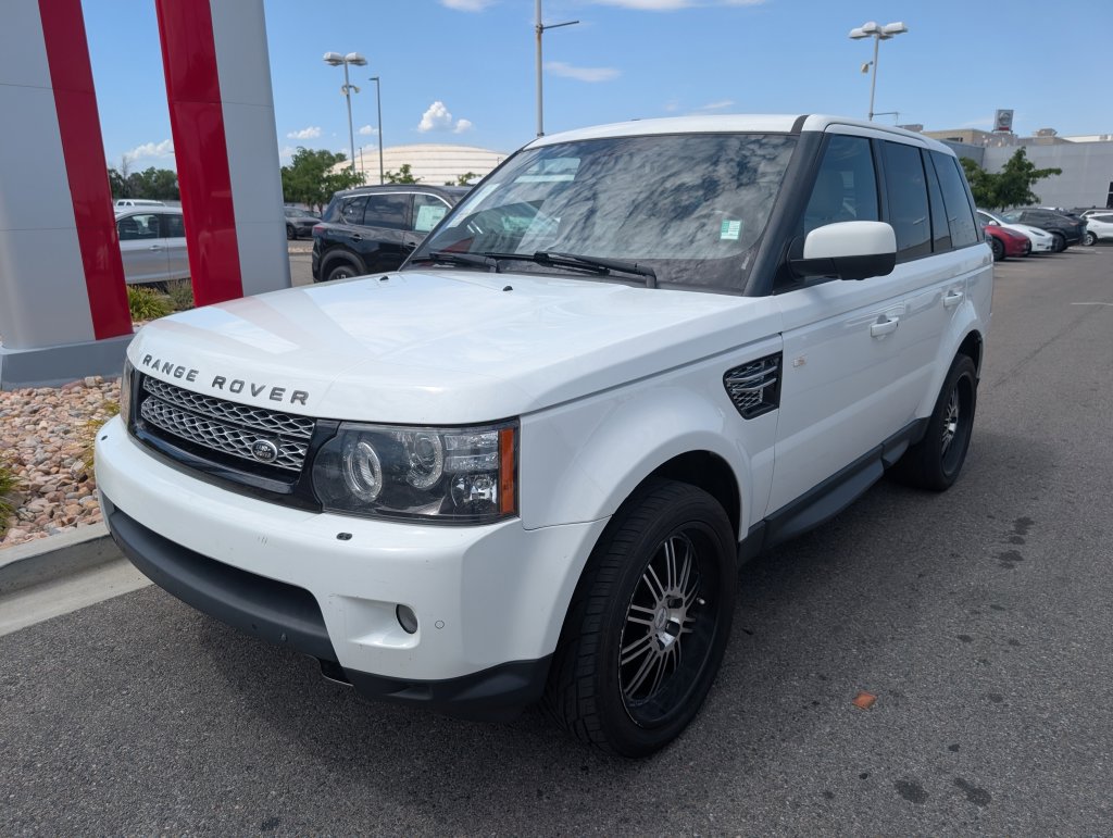 Used 2013 Land Rover Range Rover Sport HSE LUX w/ Luxury Interior Pkg AWD/4WD image 3
