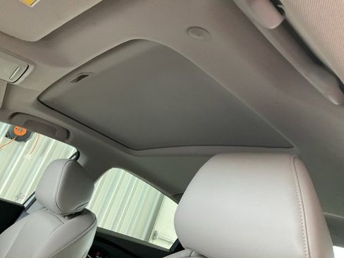 Certified 2024 Honda Accord Touring image 7