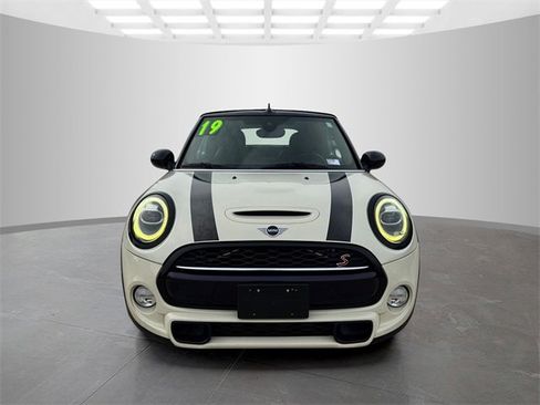 Used 2019 MINI Cooper S w/ Premium Package image 3