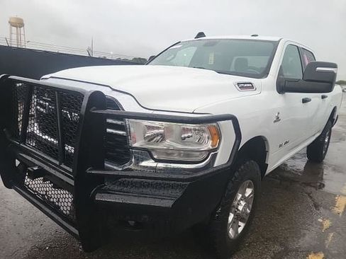 Used 2023 RAM 2500 Big Horn w/ Cold Weather Group AWD/4WD image 1