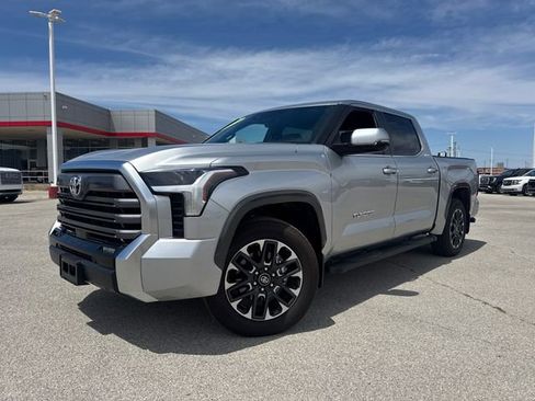 Used 2026 Toyota Tundra Limited w/ Power Package RWD image 1