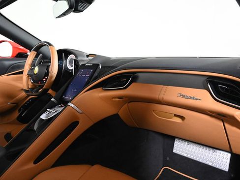 Used 2025 Ferrari Roma Spider RWD image 18