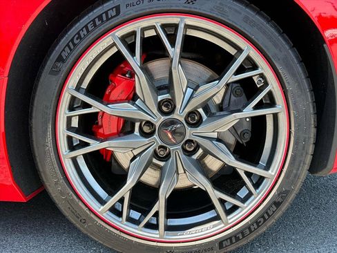 Used 2023 Chevrolet Corvette Stingray Premium Cpe w/ Z51 Performance Package RWD image 12