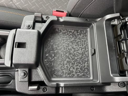 New 2025 Jeep Gladiator Mojave w/ Convenience Group image 24