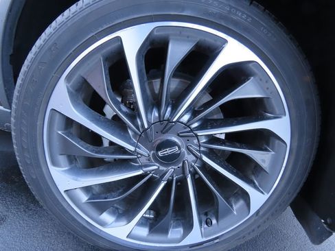 Used 2022 Lincoln Aviator Reserve w/ Equipment Group 201A image 18