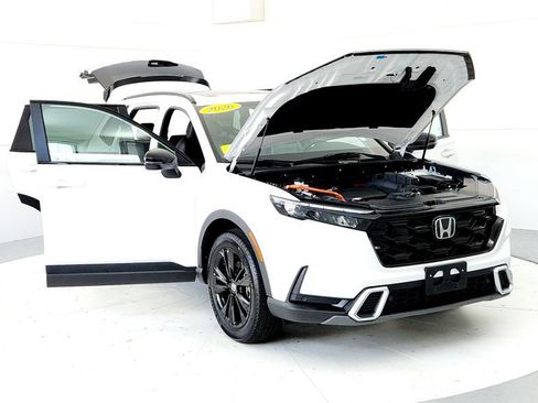Used 2026 Honda CR-V Sport Touring image 9
