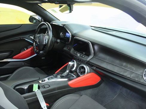 Used 2022 Chevrolet Camaro LT image 11